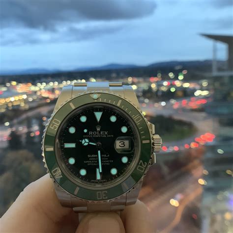 rolex hulk lume